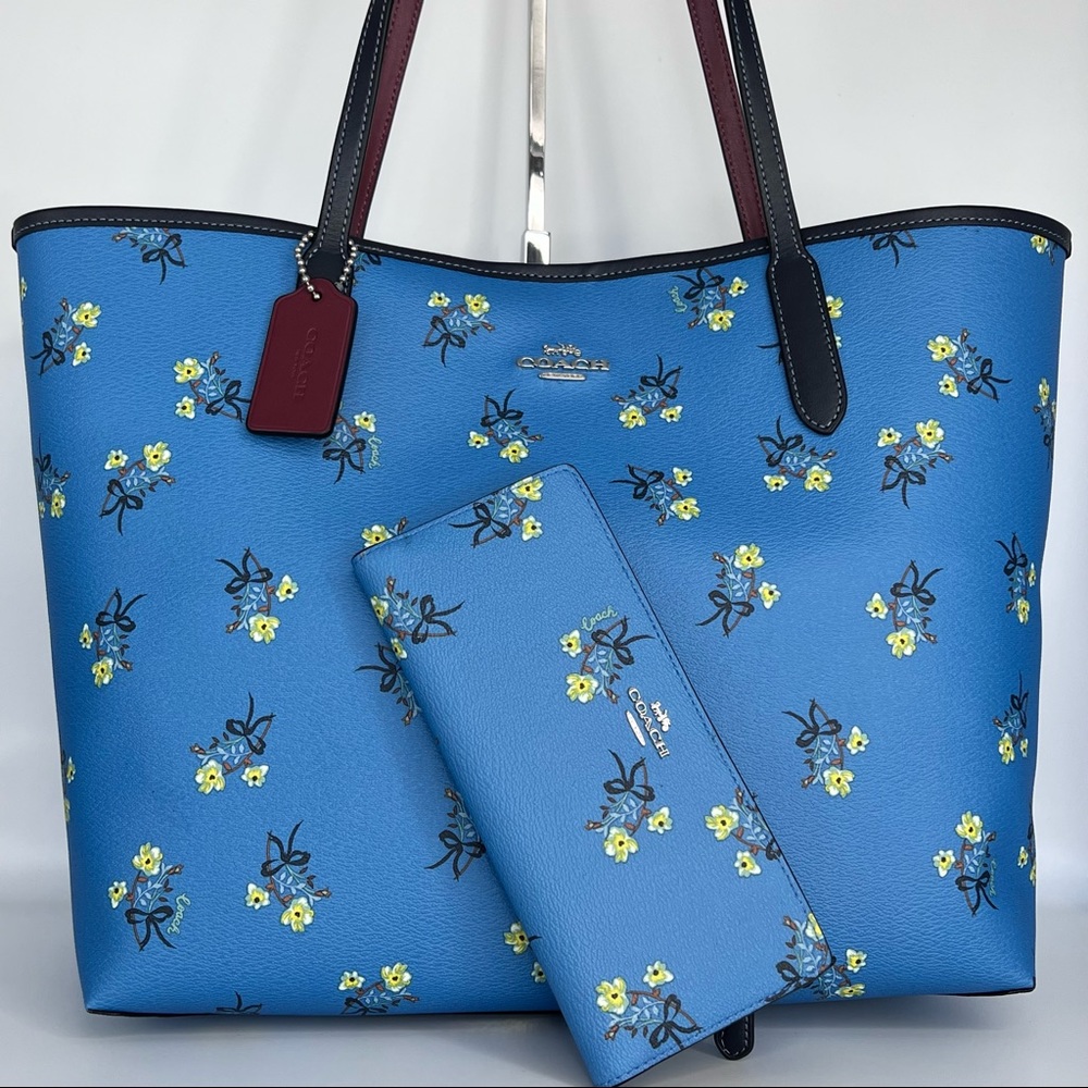 Coach City Tote & Slim Wallet Set Floral Bow Print Blue Silver